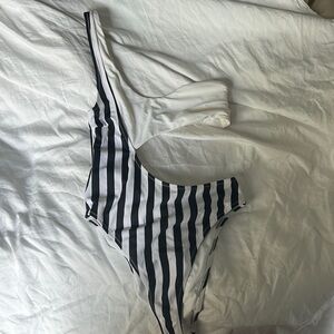 Kendal and Kylie one piece